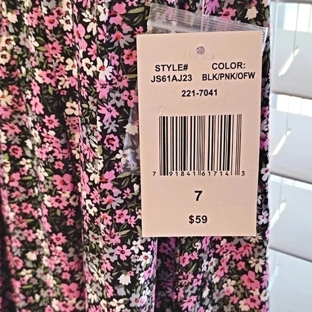 B. Smart Junior Floral Black and Pink Women's Dress, Size: 7, NWT